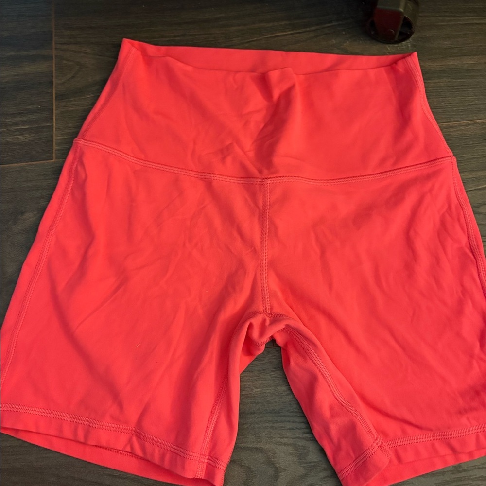 Lululemon align shorts lipgloss size 8